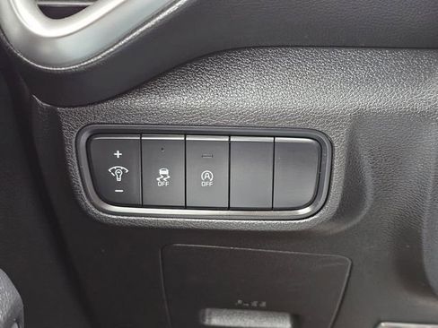 Certified 2024 Kia Soul LX w/ Option Group 015 FWD image 33