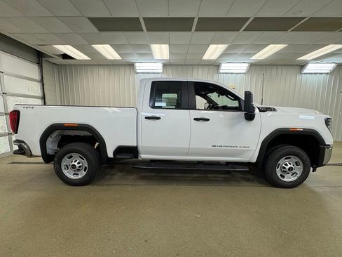 New 2026 GMC Sierra 2500 Pro AWD/4WD image 5