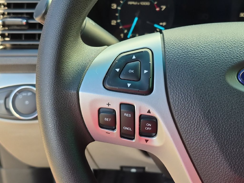 Used 2013 Ford Explorer 4WD image 23