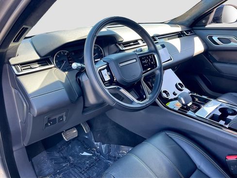 Used 2022 Land Rover Range Rover Velar R-Dynamic S image 9