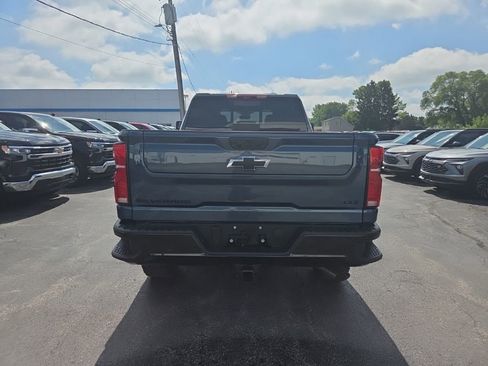 New 2026 Chevrolet Silverado 2500 LTZ w/ Trail Boss Package AWD/4WD image 6