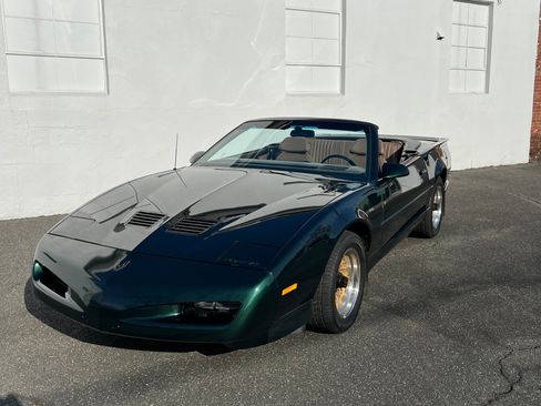 Used 1992 Pontiac Firebird Trans Am RWD image 40
