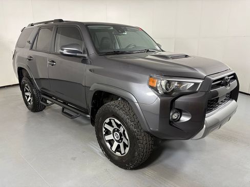 Used 2021 Toyota 4Runner TRD Off-Road Premium w/ Moonroof Package AWD/4WD image 2