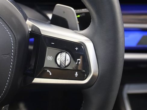 Used 2023 BMW 740i w/ Parking Assistance Package image 48