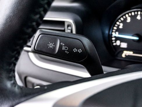 Used 2023 Ford Explorer XLT w/ Equipment Group 202A AWD/4WD image 19