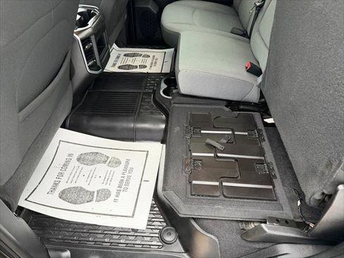 Certified 2022 RAM 3500 Big Horn w/ Level 1 Equipment Group image 18