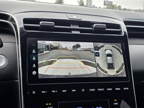 Used 2022 Hyundai Santa Cruz Limited image 15