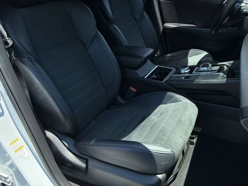 Used 2024 Mitsubishi Outlander AWD image 30