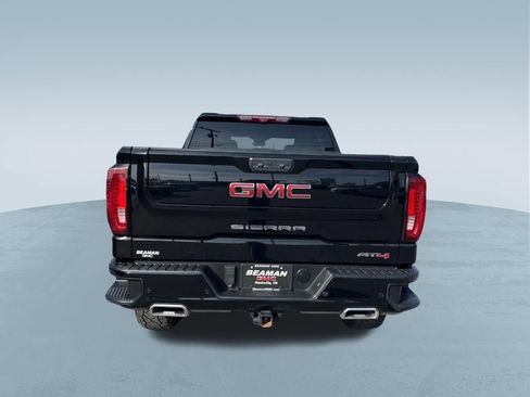 Used 2024 GMC Sierra 1500 AT4 w/ Technology Package AWD/4WD image 7