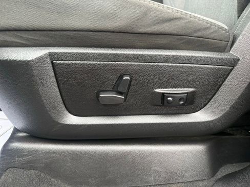 Used 2024 RAM 2500 Big Horn image 56