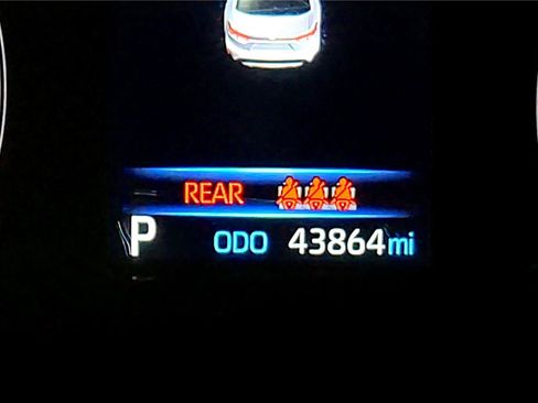 Certified 2023 Toyota Corolla SE image 34