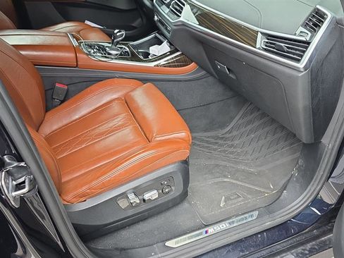 Used 2020 BMW X7 M50i w/ Luxury Seating Package AWD/4WD image 16