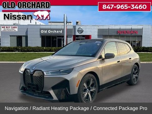 Used 2023 BMW iX xDrive50 w/ Ultimate Package 2 image 1