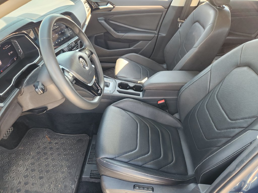Used 2020 Volkswagen Jetta SEL Premium FWD image 11