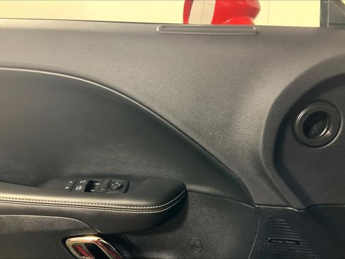 Used 2017 Dodge Challenger SRT Hellcat RWD image 34
