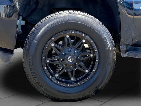 Used 2008 Chevrolet Suburban 2500 LT AWD/4WD image 9