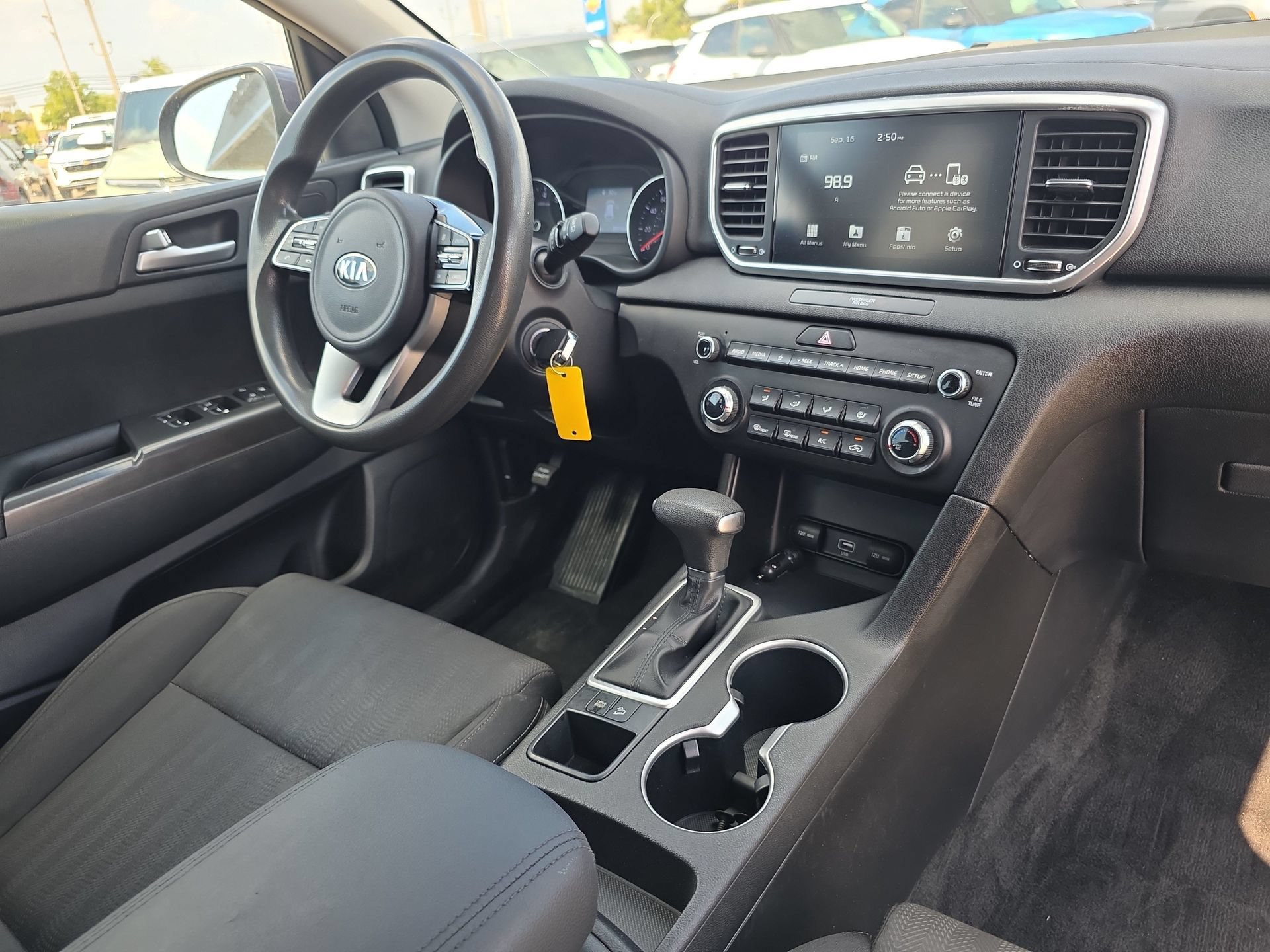 Used 2022 Kia Sportage LX FWD image 16