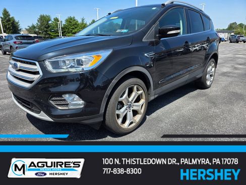 Used 2019 Ford Escape Titanium AWD/4WD image 1