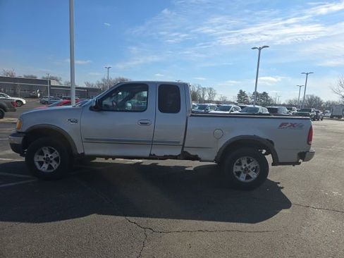 Used 2003 Ford F150 XLT image 10