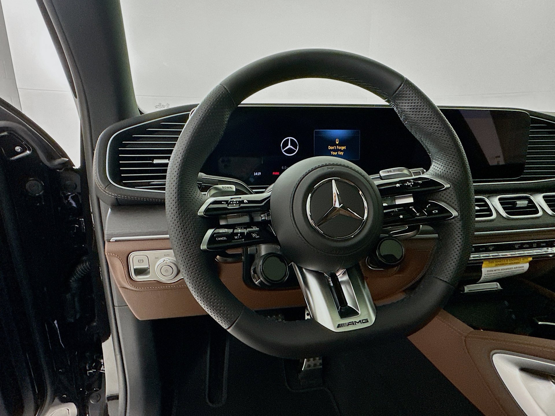 New 2026 Mercedes-Benz GLE 53 AMG 4MATIC Coupe image 12