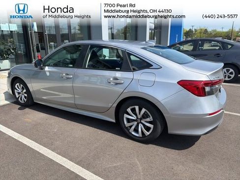 Used 2023 Honda Civic LX image 1
