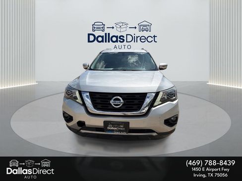 Used 2020 Nissan Pathfinder SL AWD/4WD image 3