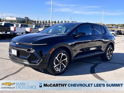 New 2026 Chevrolet Equinox EV LT w/ Comfort Package image 4