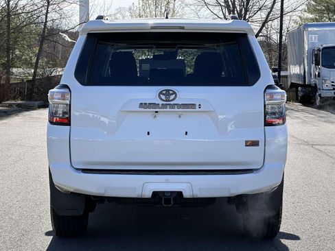Used 2023 Toyota 4Runner 40th Anniversary SE image 5