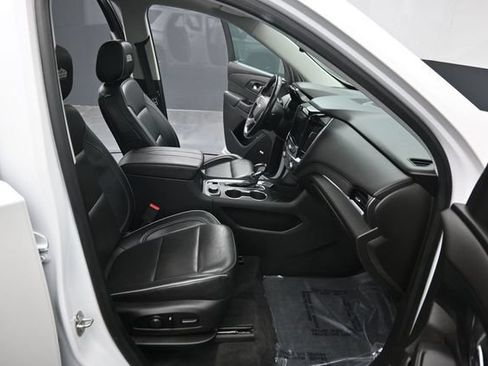 Used 2021 Chevrolet Traverse High Country w/ LPO, Floor Liner Package AWD/4WD image 41