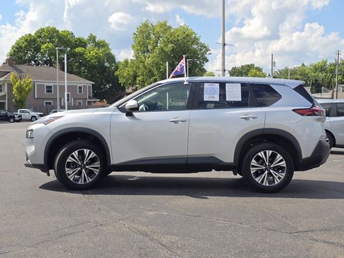 Used 2023 Nissan Rogue SV AWD/4WD image 20