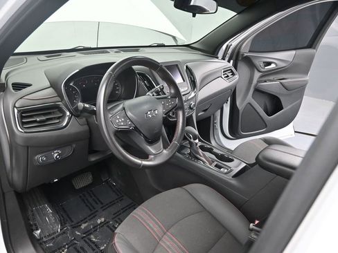 Used 2022 Chevrolet Equinox RS FWD image 17
