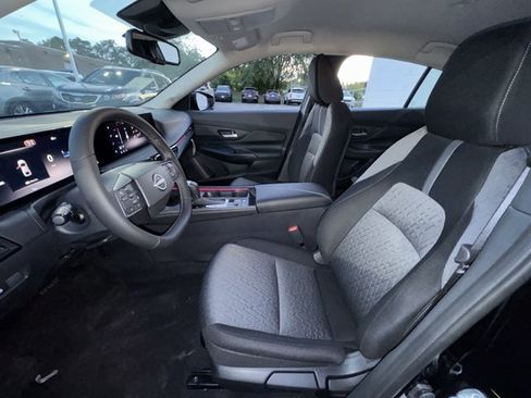 New 2026 Nissan Sentra SV w/ SV Convenience Package FWD image 27