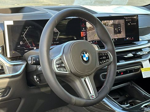 New 2026 BMW X7 M60i image 27