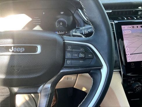 Used 2023 Jeep Grand Cherokee L Limited w/ Trailer Tow Group (B) image 25