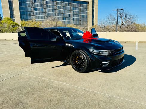 Used 2022 Dodge Charger Scat Pack RWD image 30