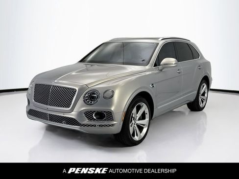 Used 2018 Bentley Bentayga image 1