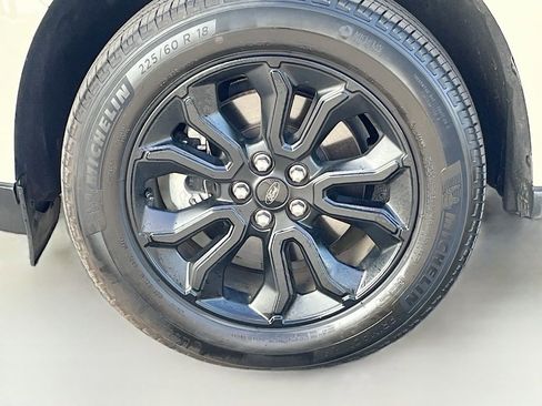 Used 2024 Ford Maverick Lariat w/ Black Appearance Package AWD/4WD image 32
