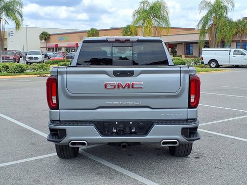 Used 2023 GMC Sierra 1500 Denali w/ Denali Reserve Package AWD/4WD image 6