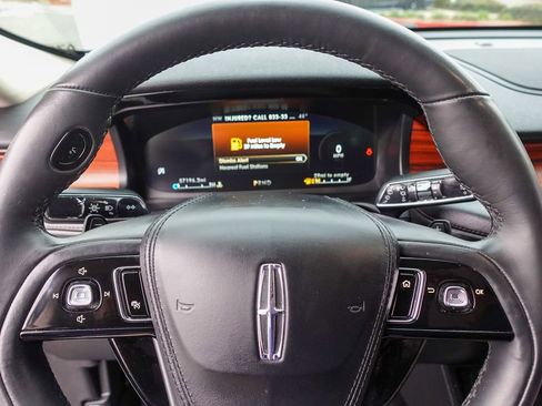 Used 2020 Lincoln Aviator Reserve w/ Equipment Group 201A image 16