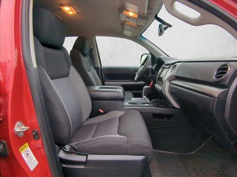 Used 2015 Toyota Tundra SR5 w/ SR5 Upgrade Package image 20