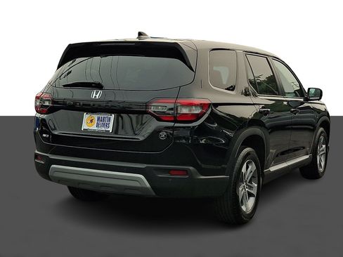 Certified 2025 Honda Pilot EX-L image 7