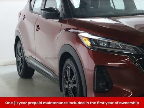 Certified 2023 Nissan Kicks SR w/ SR Premium Package FWD image 11