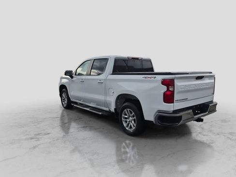 Used 2021 Chevrolet Silverado 1500 LT AWD/4WD image 6