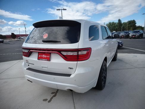 Used 2022 Dodge Durango R/T w/ Blacktop Package AWD/4WD image 3