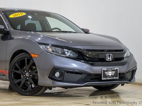 Used 2019 Honda Civic Sport image 2
