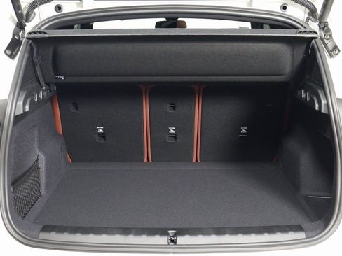 New 2026 BMW X1 xDrive28i w/ Convenience Package image 8