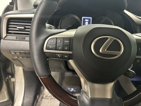 Used 2018 Lexus RX 350 AWD w/ Premium Package image 19