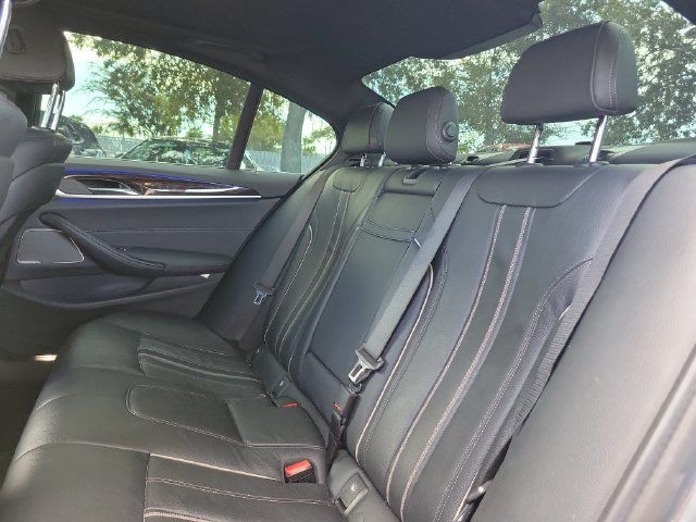 Used 2021 BMW 530i RWD image 14