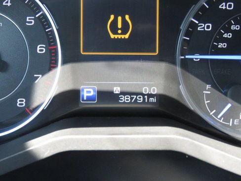 Used 2022 Subaru Ascent Limited image 23