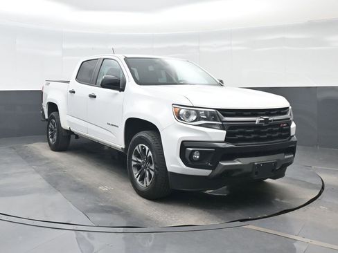 Used 2021 Chevrolet Colorado Z71 AWD/4WD image 9